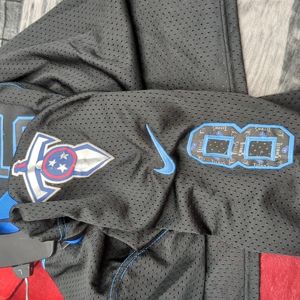 NFL Titans Jersey Mariota - Picture 5 of 8
